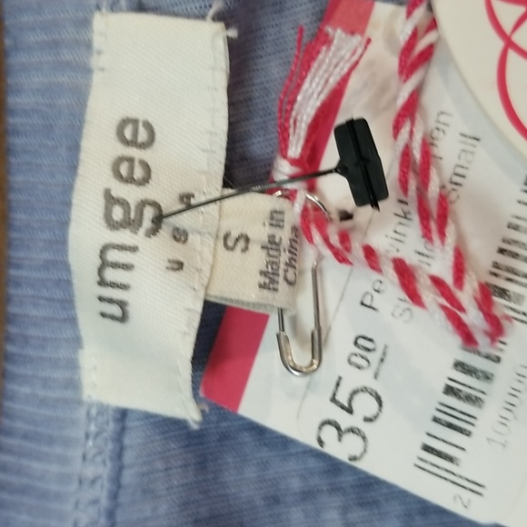 Umgee cold shoulder top - Picture 6 of 6